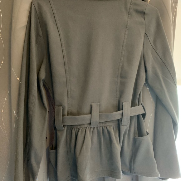 GUESS Belted Jacket - Picture 3 of 4